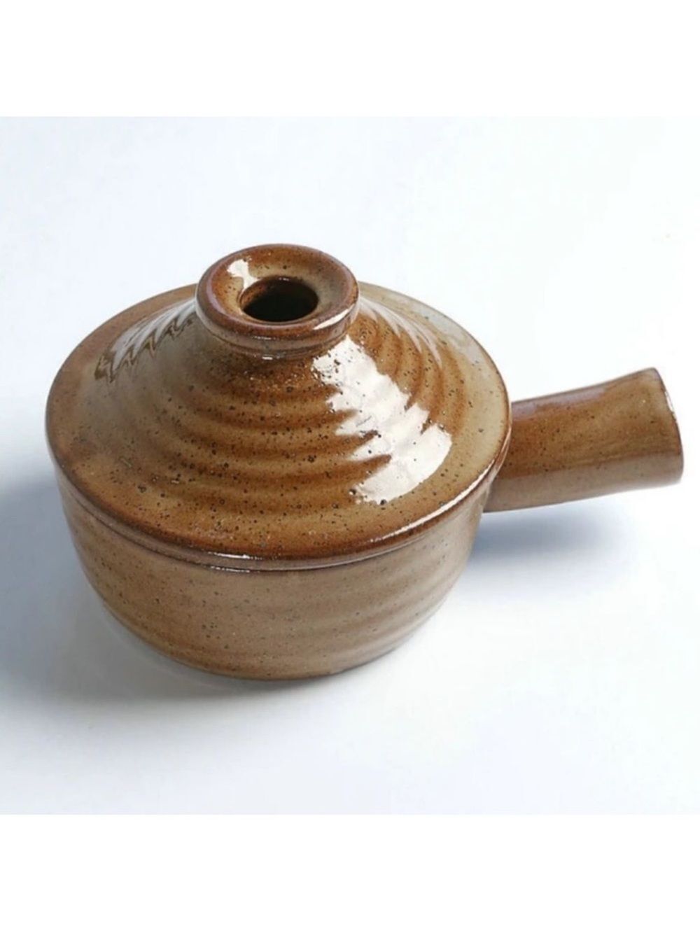 Handmade Ceramic Japanese 300 ml Soup Bowl with a Lid and Handle